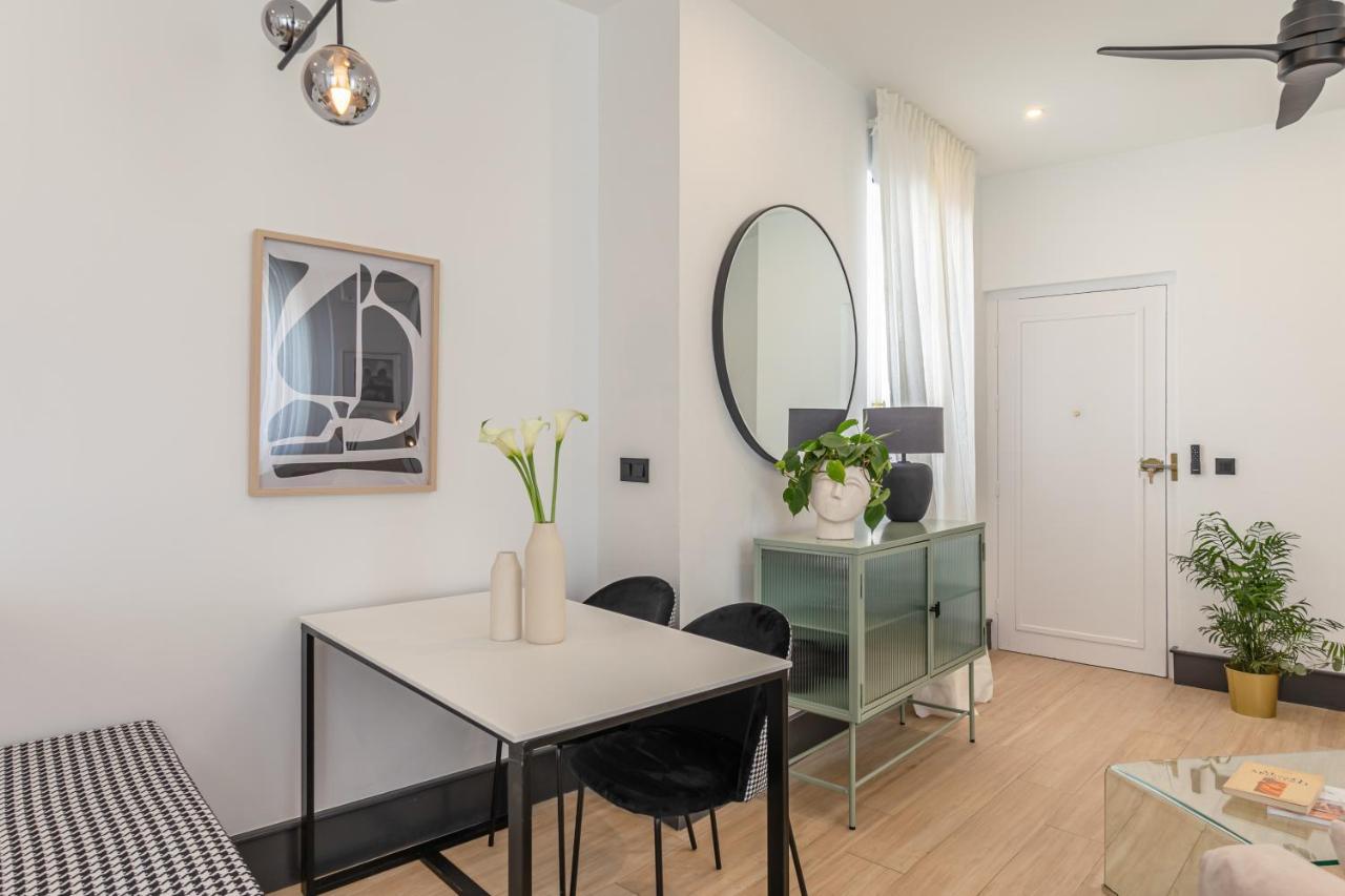 Isg Apartments Catedral Seville Exterior photo